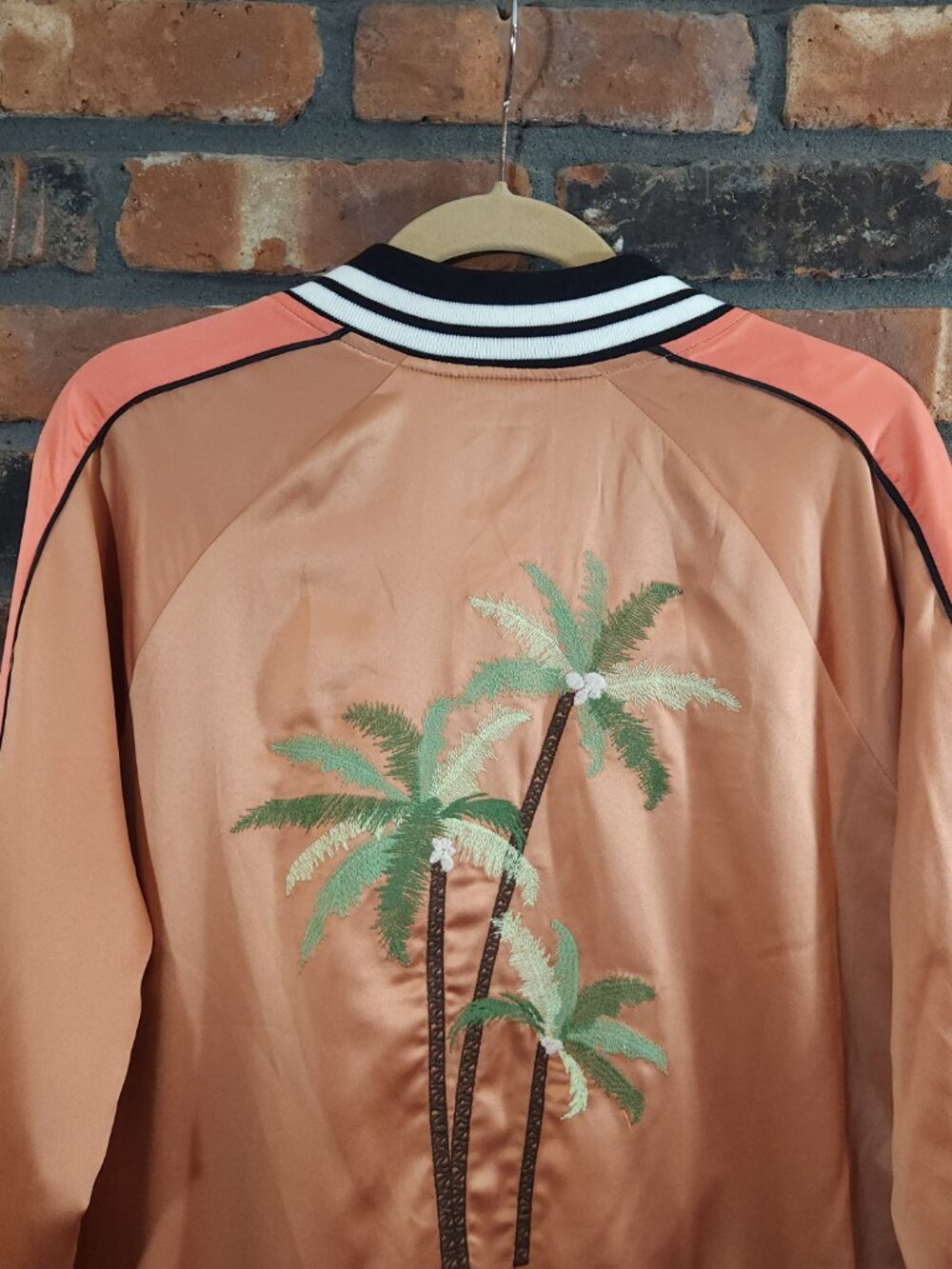 Mossimo Supply Co. Retro Embroidered Floral Satin Bomber Jacket Y2K Women's L - Picture 6 of 7